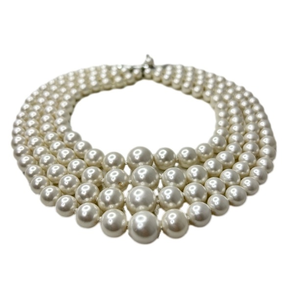 Vintage 4 Strands  of Faux White Pearls 14” Max - Picture 6 of 8